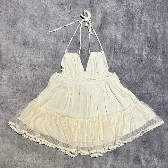 Adorable babydoll halter mini dress - Picture 1 of 8